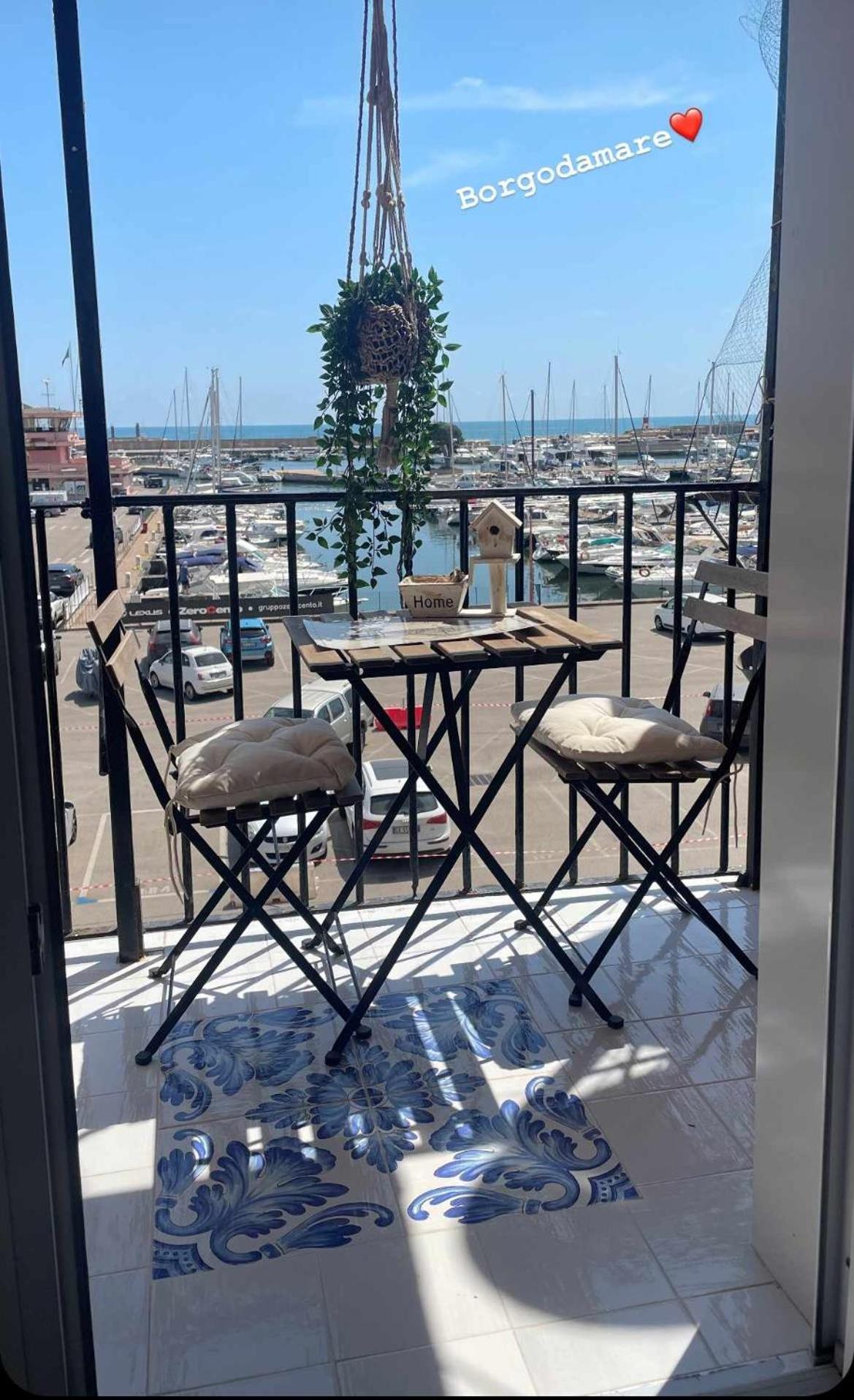 شقة Borgo Damare Nettuno Vista Mare المظهر الخارجي الصورة